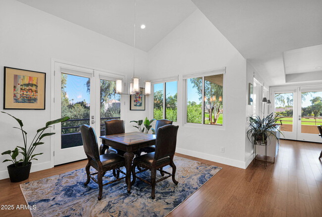 Building Photo - 7760 E Gainey Ranch Rd