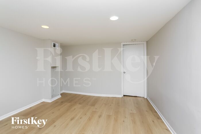 Building Photo - 1207 Glendale St