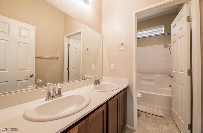 Building Photo - 6303 Solomon Spring Way