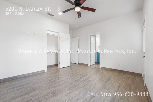 Building Photo - 5201 N Dahlia St