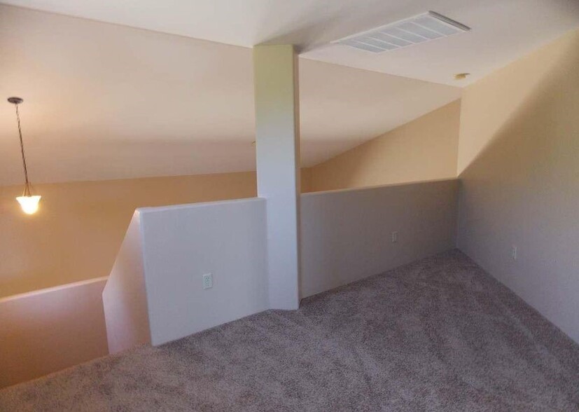 Loft - 3135 N Olsen Ave
