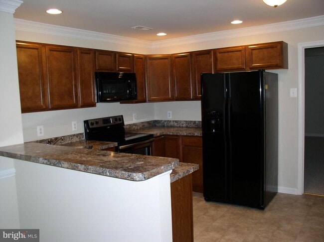 Building Photo - 5910 Sunlight Mountain Rd