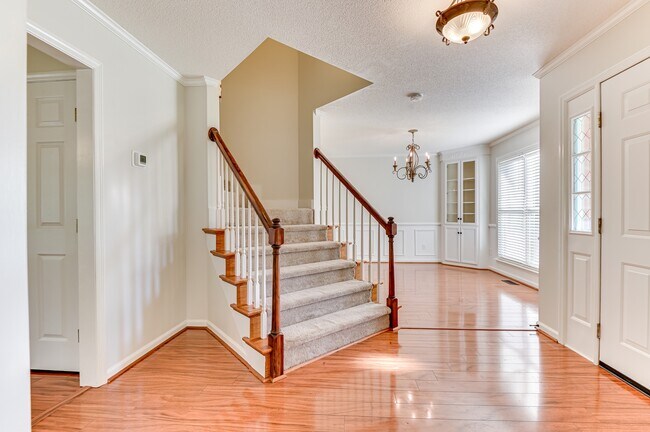 Building Photo - 4135 Fox Brush Dr
