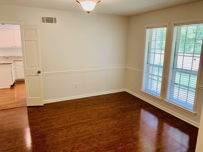 Building Photo - 1831 Boulinwood Ln