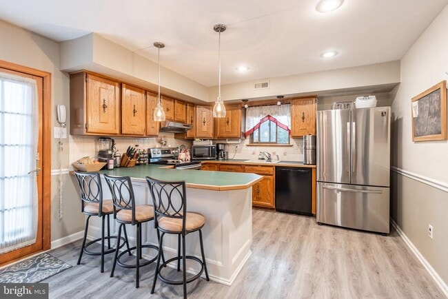 Building Photo - 3473 E Gate Pl