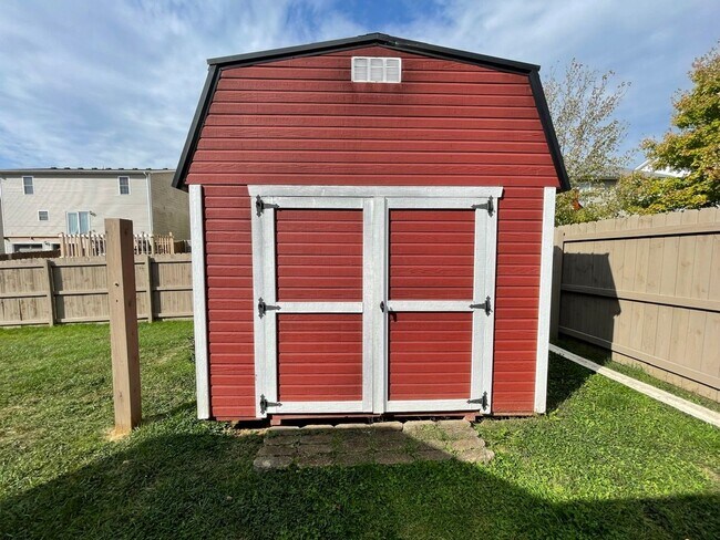 Building Photo - Awesome Home Great Location for Rent