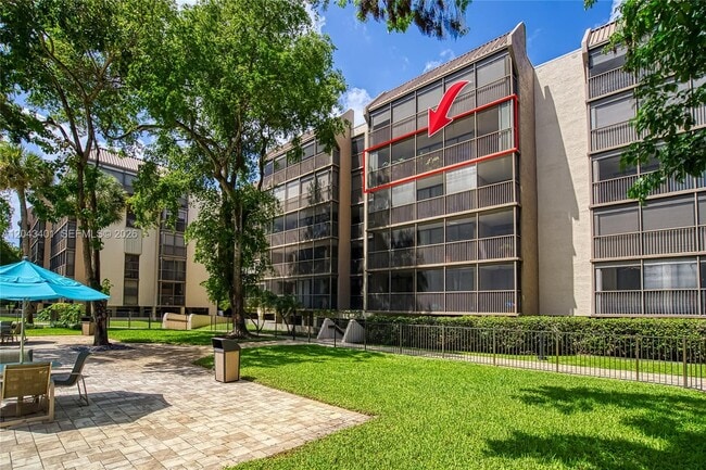 Building Photo - 2808 N 46th Ave
