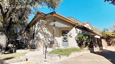 Building Photo - 111 Village Park Dr