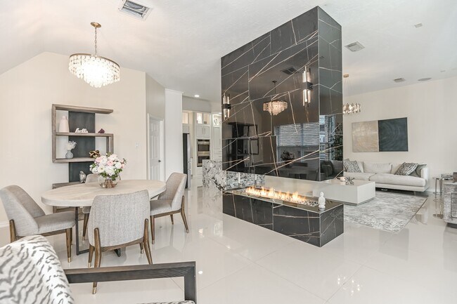Building Photo - 18022 Dunoon Bay Point Ct