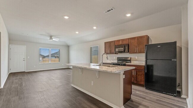 Building Photo - 2525 E Fox Mdw St