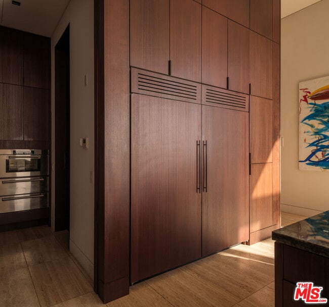 Building Photo - 1305 Collingwood Pl