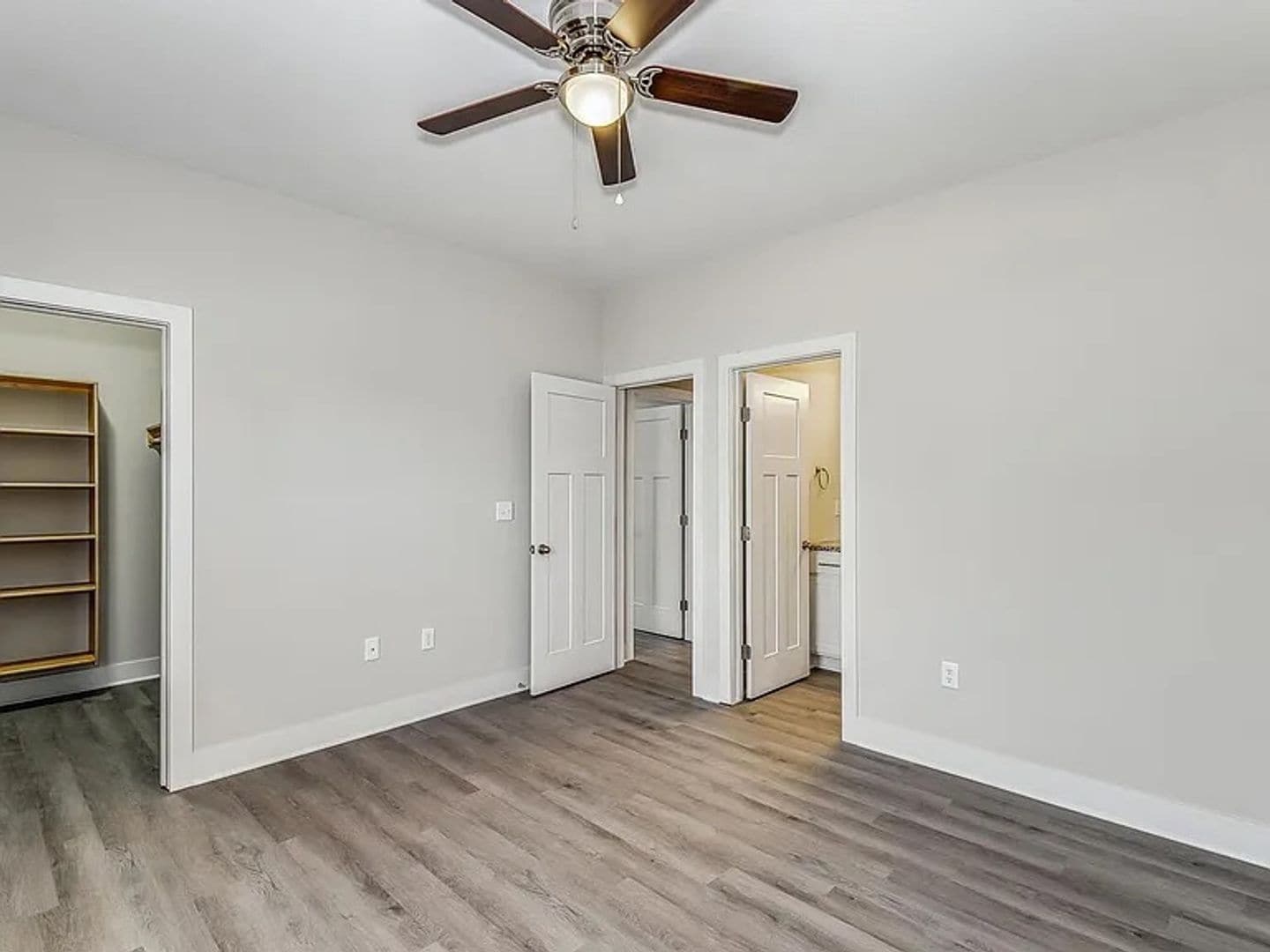 Building Photo - 3520 W 45th St S