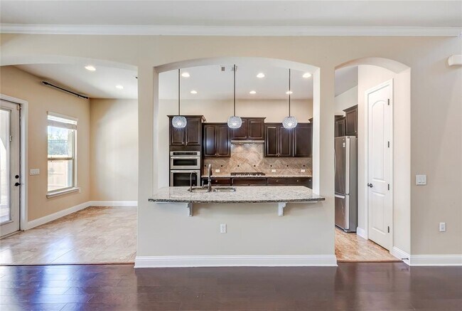 Building Photo - 16009 Jeffs Ln