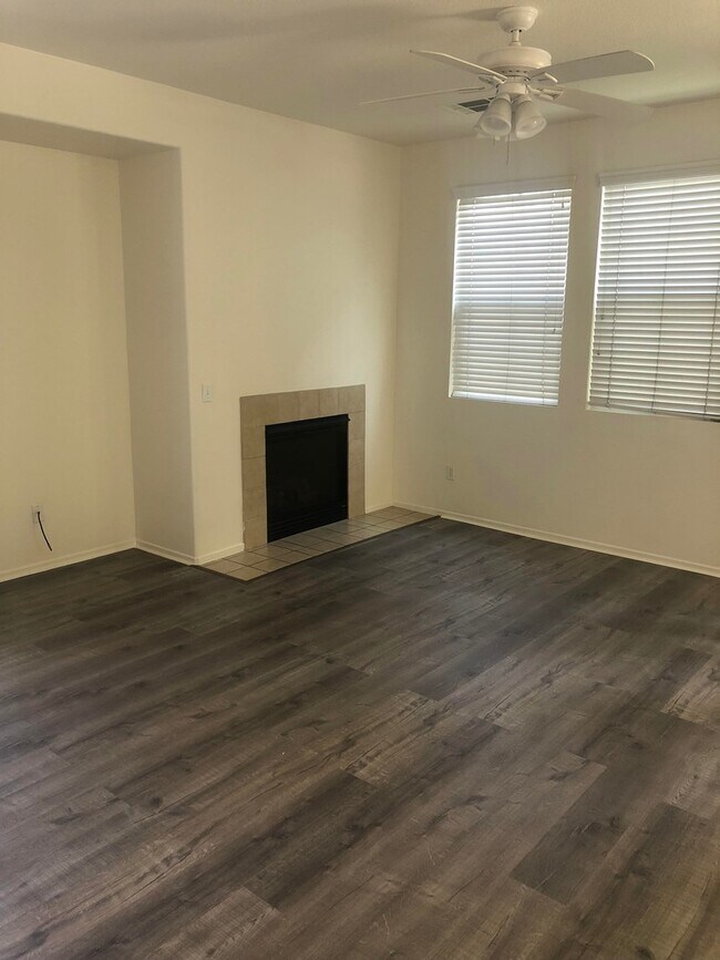 Building Photo - 3395 Nimes Ln