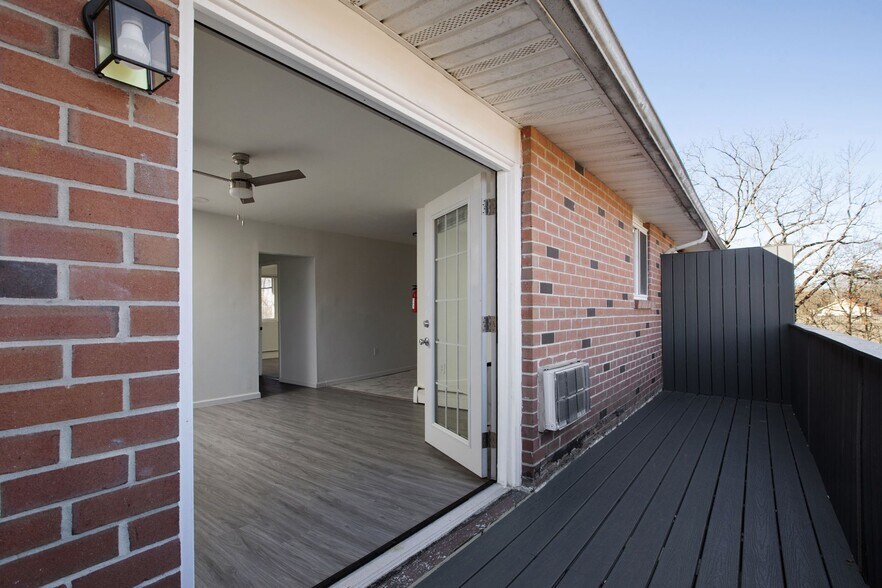 Building Photo - Pine Meadow Apartments