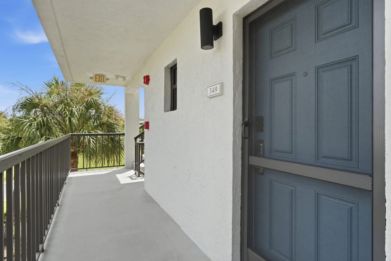 Building Photo - 600 Neapolitan Way