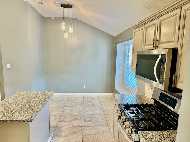 Building Photo - 15318 Geral Ln