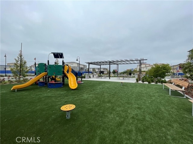 Building Photo - 145 Denali