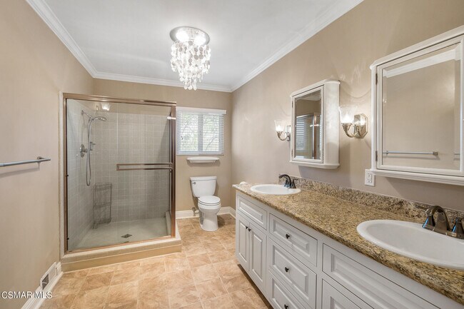 Building Photo - 167 Rimrock Rd