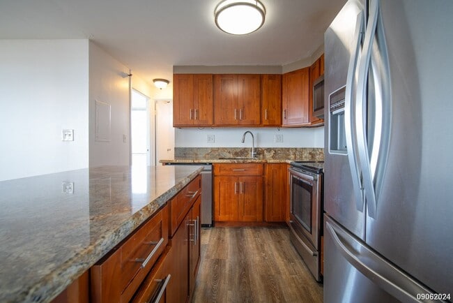 Building Photo - 2Br/2Ba/2Pkg with Beautiful Views #3601 Tower A $2550