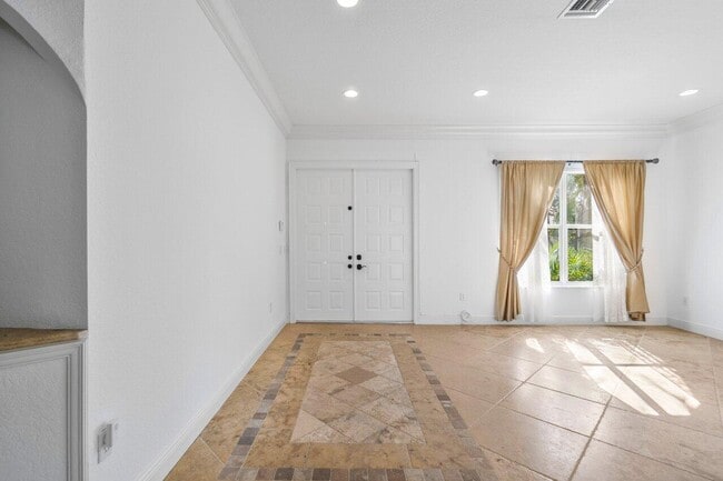 Building Photo - 9543 Barletta Winds Point