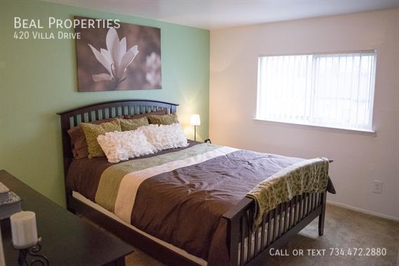 Building Photo - 420 Villa Dr