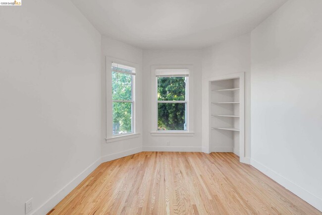 Building Photo - 1238 12th St