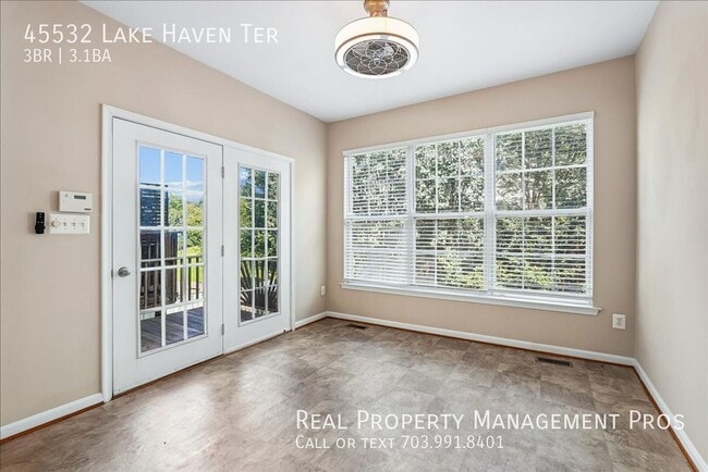 Building Photo - 45532 Lake Haven Terrace