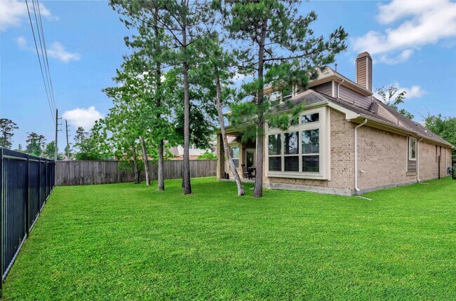 Building Photo - 39 East Wading Pond Circle