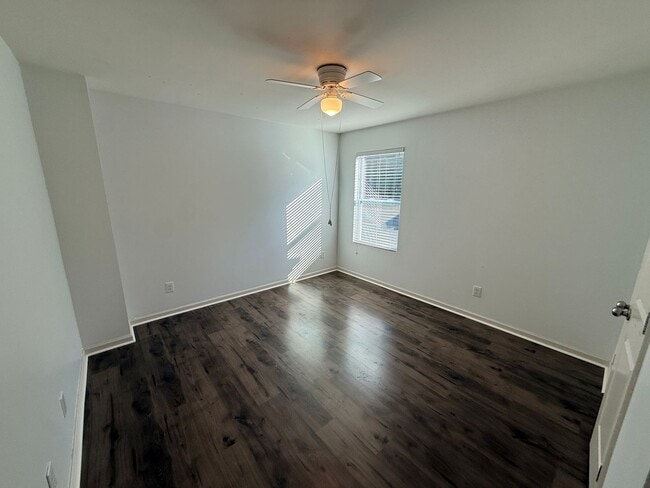 Building Photo - 7157 Sonja Dr
