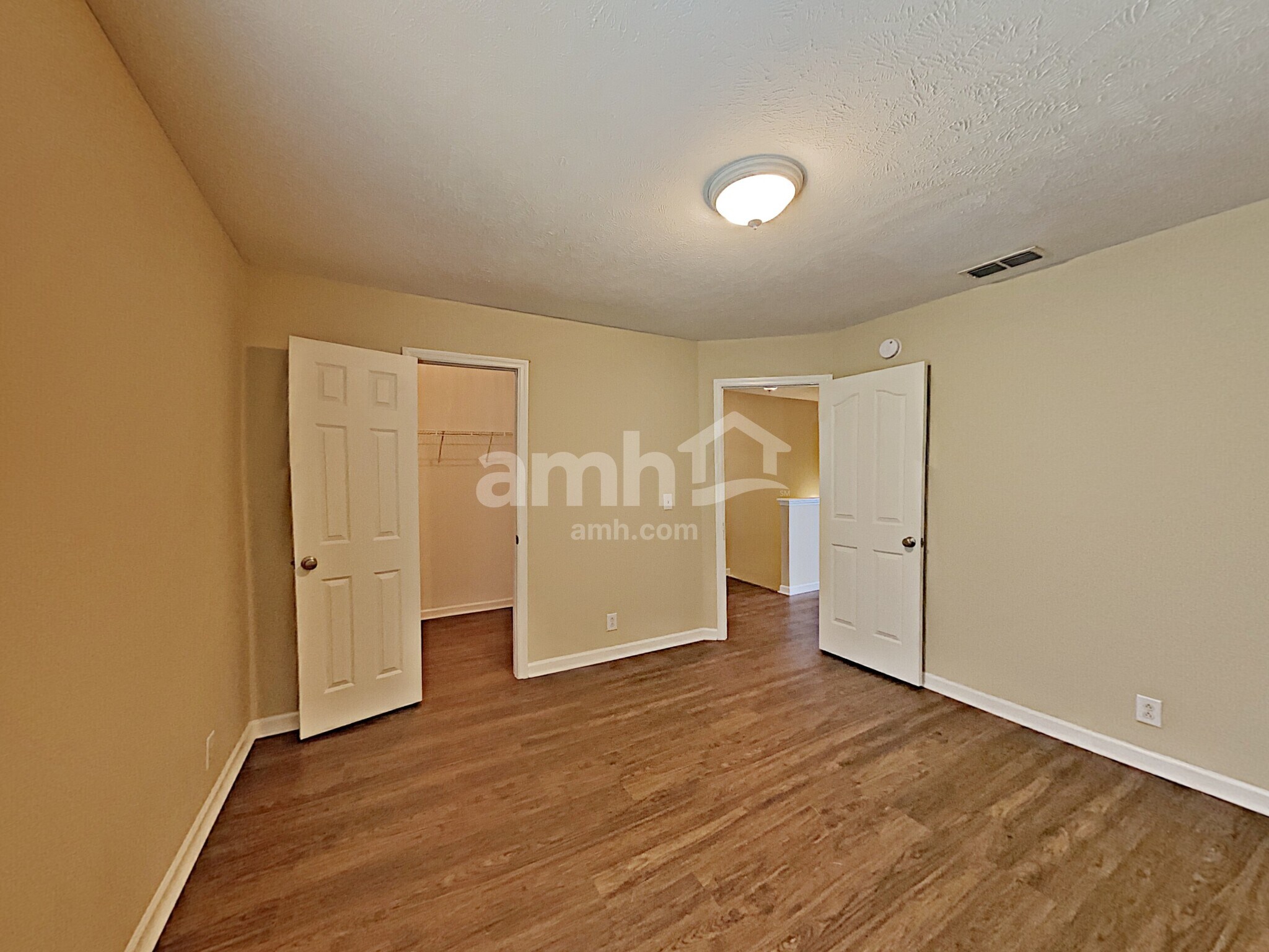 Building Photo - 1525 Teresa Ln