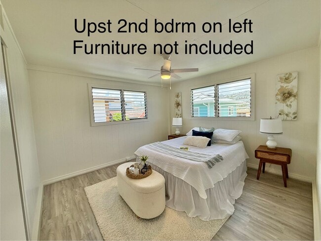 Building Photo - Modern two story Kaimuki home - all new ki...