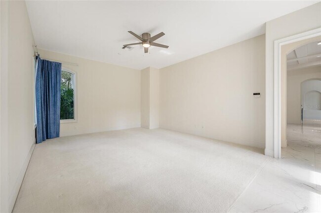 Building Photo - 9701 Lake Isleworth Ct