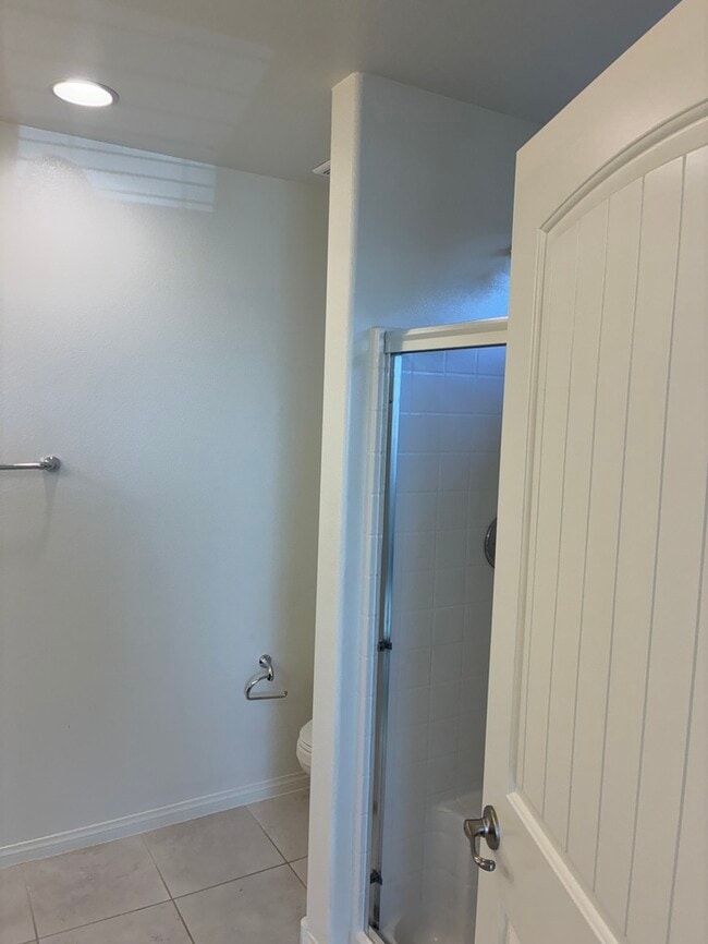 Building Photo - Beautiful 4 Bedroom Home in Southwest Vegas!