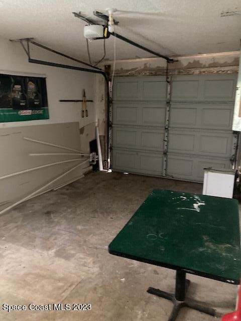 Building Photo - 872 Americana Blvd NW