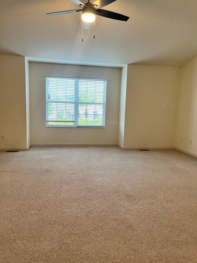 Building Photo - 55 Monterey Cypress Dr
