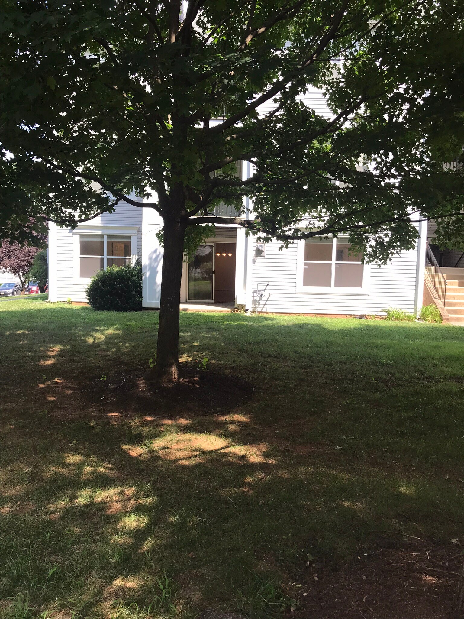 Building Photo - 10018 Vanderbilt Cir