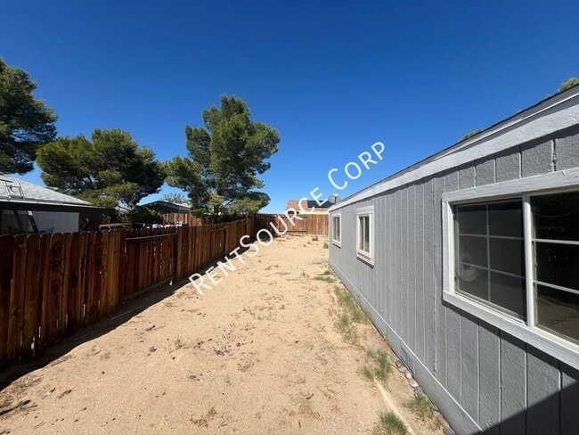 Building Photo - 24966 Cam Del Sol