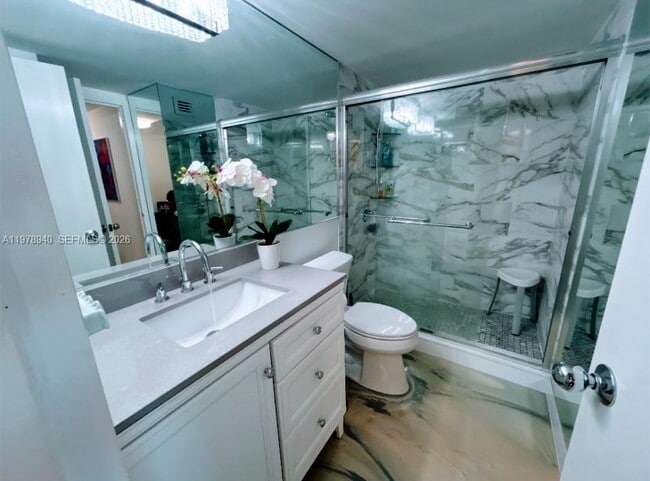 Building Photo - 2030 S Ocean Dr