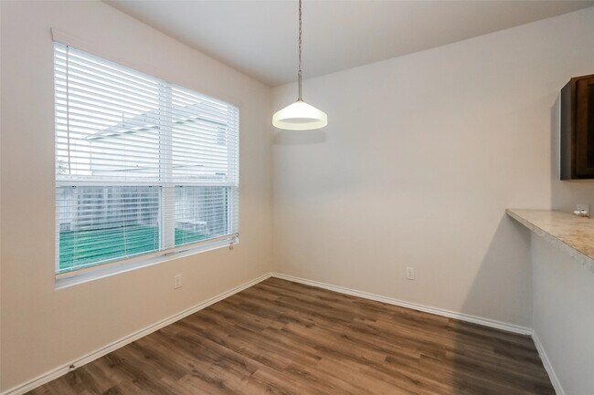 Building Photo - 17010 Andrew Nook Ln