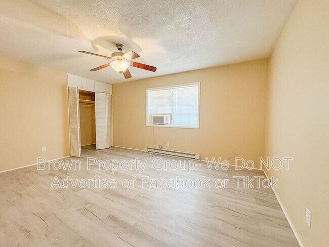 Building Photo - 2310 Barrington Cir