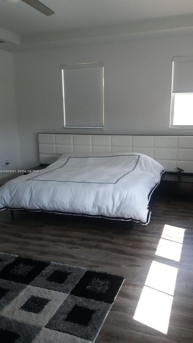 Building Photo - 7903 NW 111th Ct