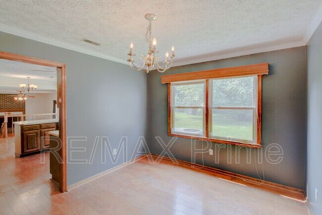 Building Photo - 71 Michaels Woods Dr