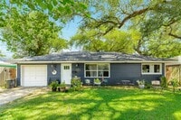 Building Photo - 527 Gardenia St