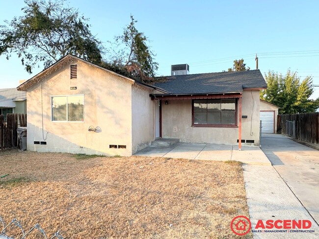 Primary Photo - Cozy 2-bedroom, 1-bathroom home