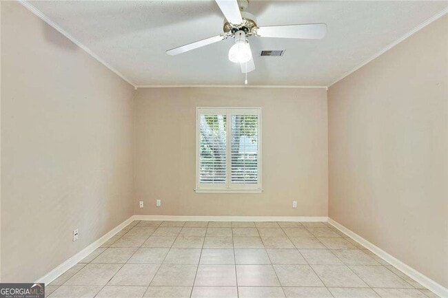 Building Photo - 2949 Torreya Way SE