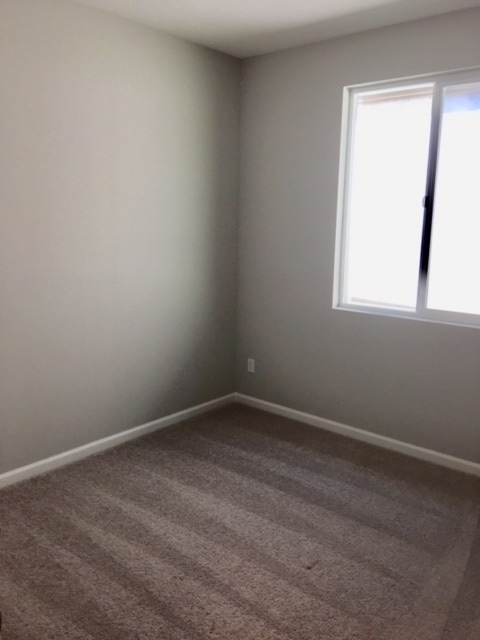 Building Photo - Natomas Crossing Nearly New Rental w/4 Bed...