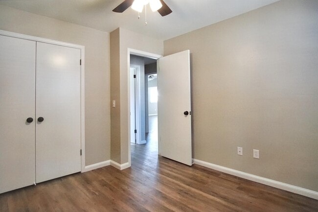 Building Photo - 620 Winding Ln