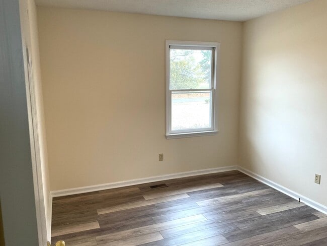 Building Photo - Home For Rent in Crouse NC