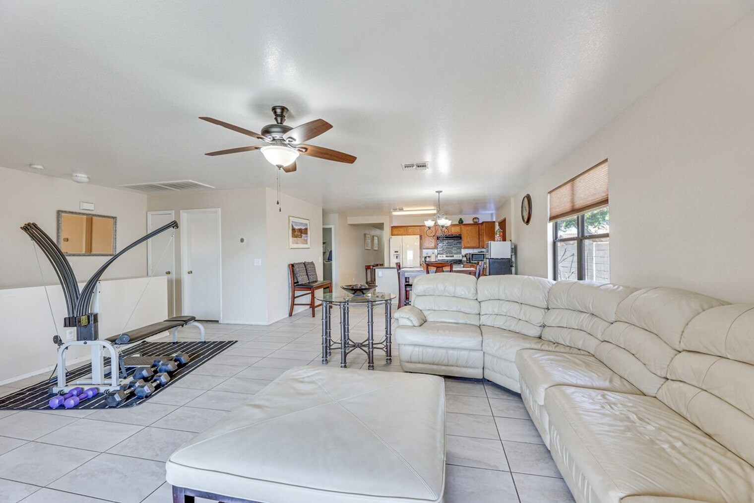 Building Photo - 1836 N Parkside Ln